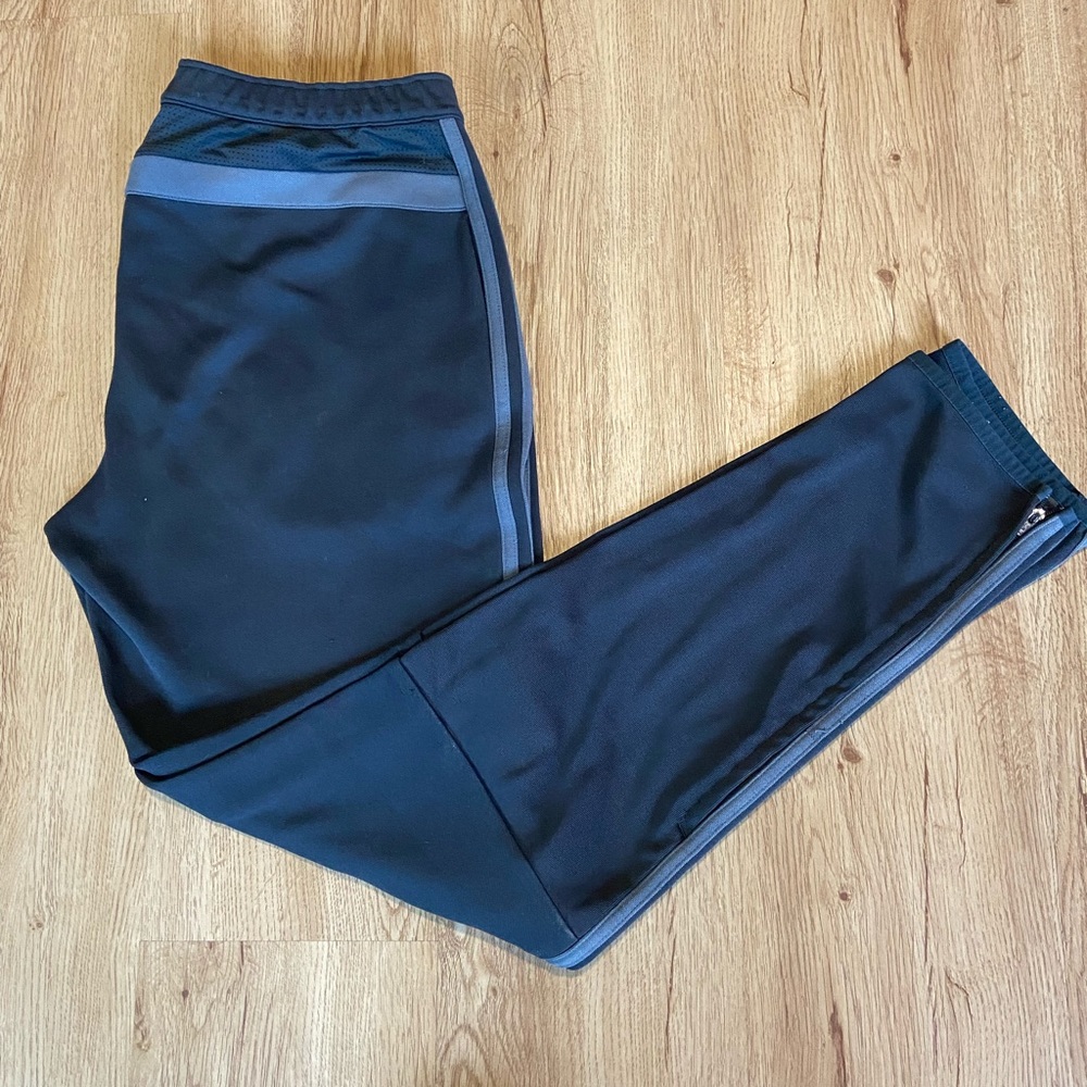 Adidas sweats